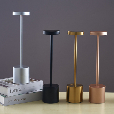 TPYE C die Moderne de Aanrakingsschemerlamp laden van het Themametaal voor Barbed